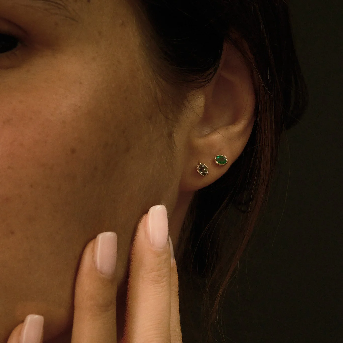Green Sapphire Oval Milgrain Earrings (Pair) view 3
